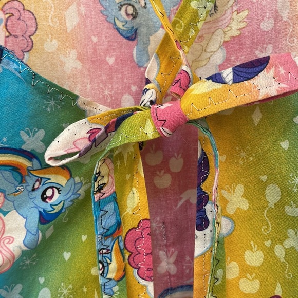 Girls hand made my little pony apron - Picture 5 of 5